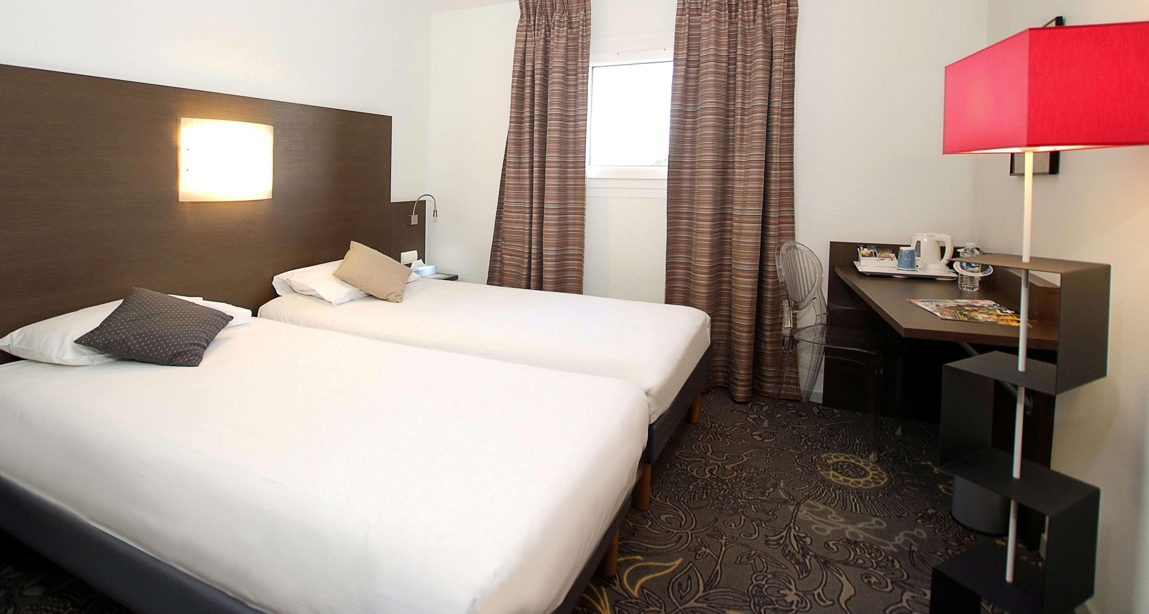 Hotel Kyriad La Rochelle Centre Ville Dış mekan fotoğraf